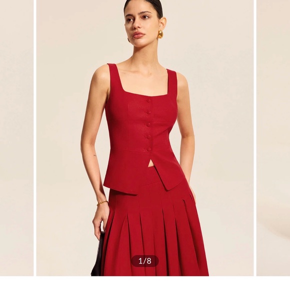 Commense Red Buttoned Tank Top - Picture 3 of 7